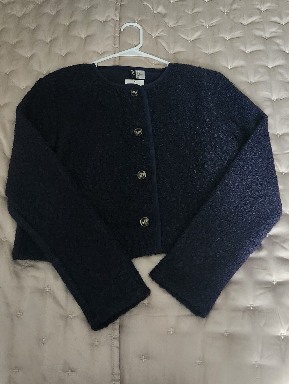 NWT. H&M Textured Button-Front Jacket in Navy Size Medium